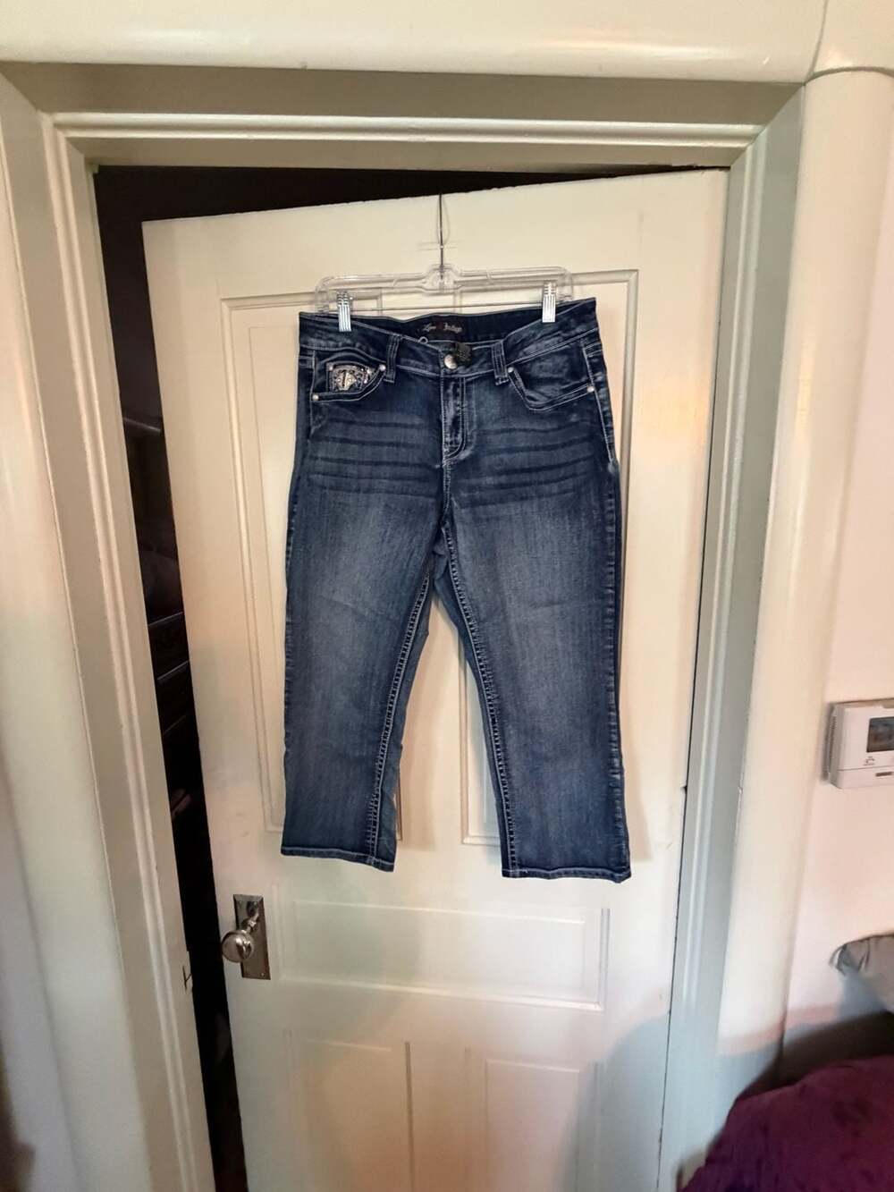 Love Indigo Women's Size 12 Denim Crop Jeans with Rhinestone Cross Pockets